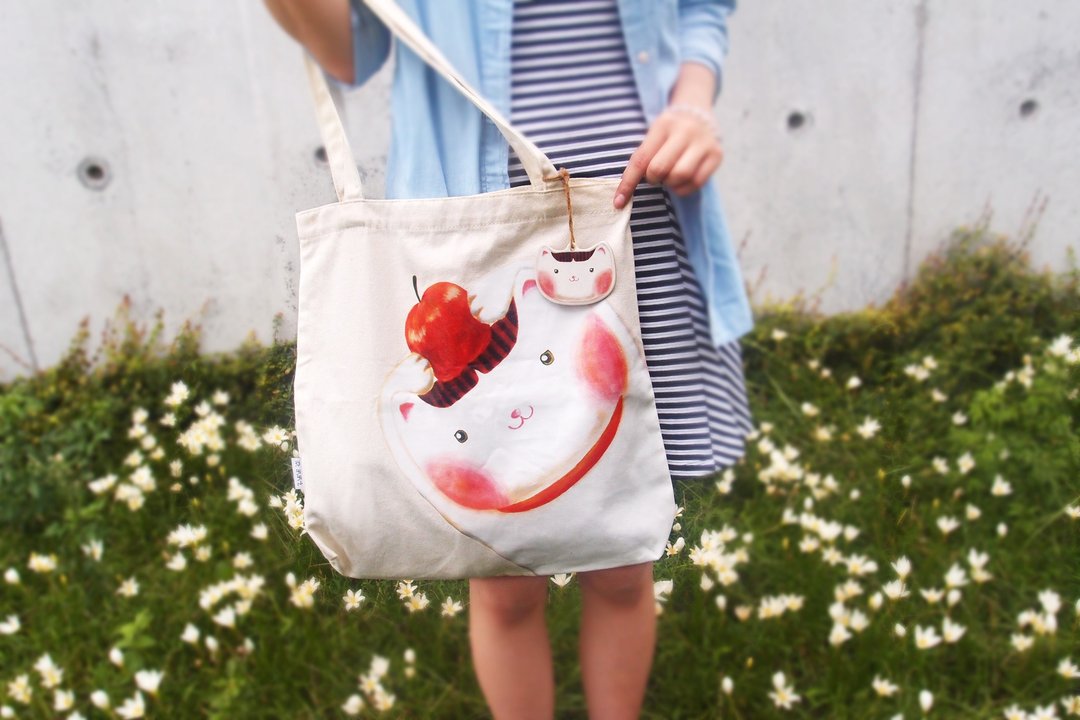 【Cattitude】 　原创设计　猫猫　肉桂苹果　帆布　手提袋 Cinnamon Apple  天然原味　麻布　手提袋 Tote bag - 手提包/手提袋 - 其他材质 白色