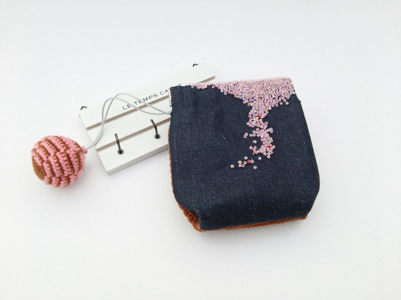 粉红串珠弹片式口金零钱包 - 零钱包 - 其他材质 蓝色