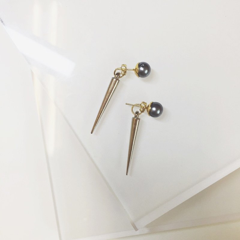 Marygo［经典两用灰珍珠x银色卯钉］金色耳环 - 耳环/耳夹 - 其他金属 