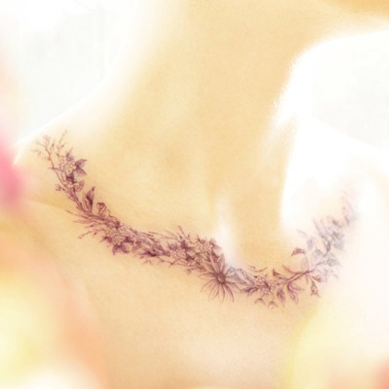 花圈项链 -2入纹身贴纸 原创手绘设计 - 纹身贴 - 纸 黑色