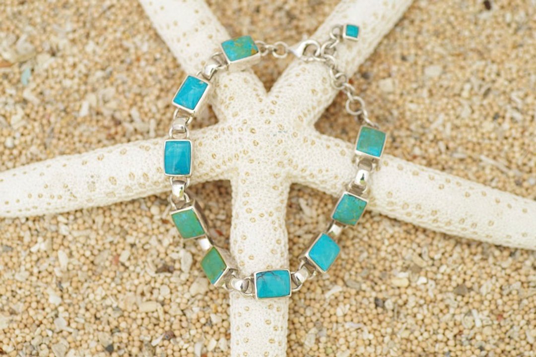 Turquoise bracelet - 手链/手环 - 宝石 蓝色