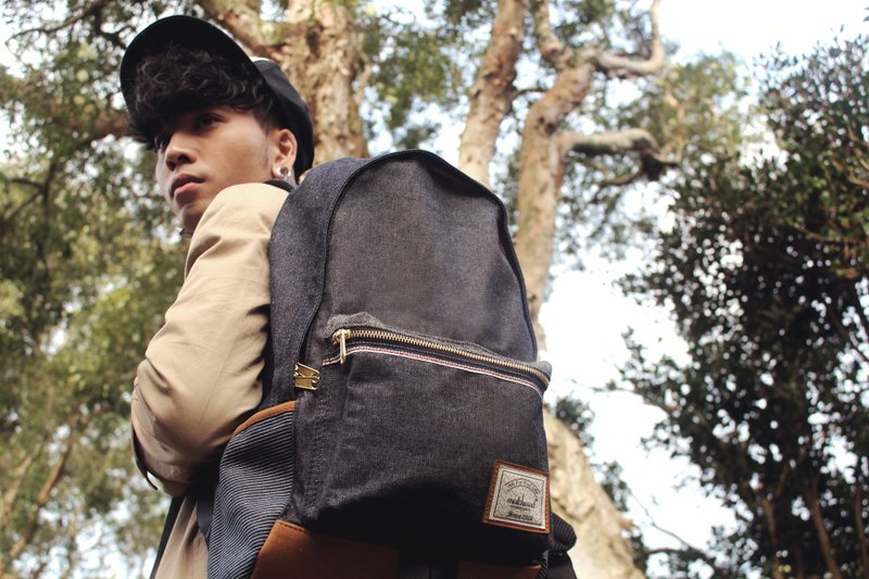 火柴木设计 Matchwood Infantry 防水笔电后背包 旅行包 登山包 后背包 17寸笔电保护夹层 丹宁布款 - 后背包/双肩包 - 防水材质 蓝色