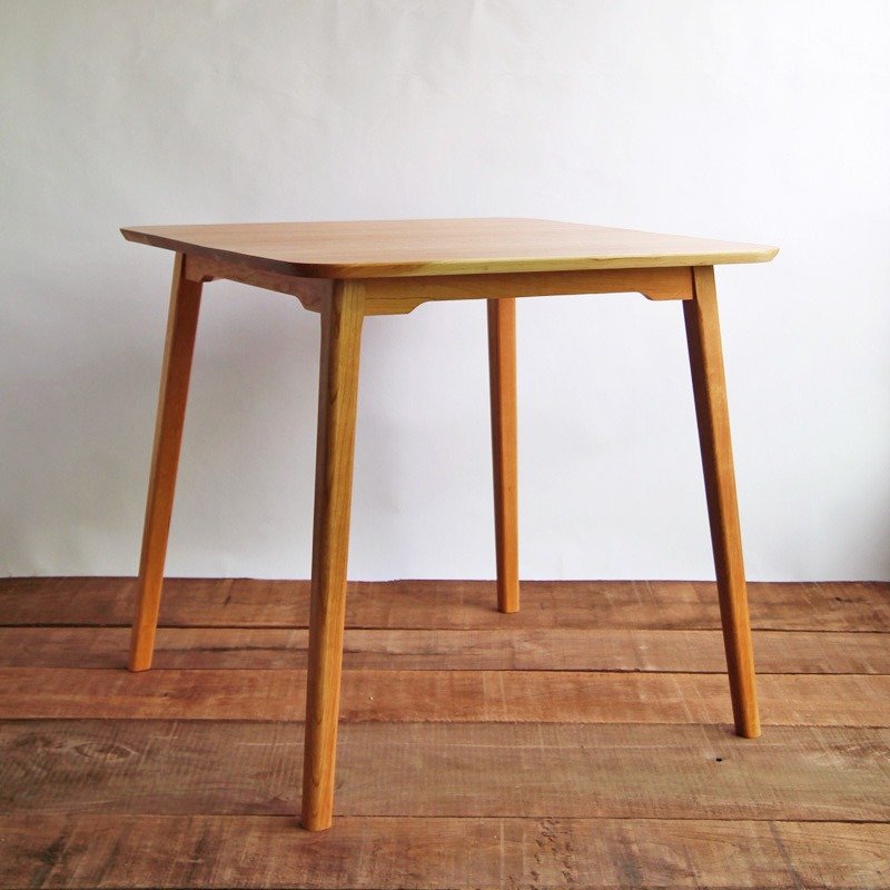 Moment木们-熹工房-设计家具-实木办公桌、餐桌-长桌 - 餐桌/书桌 - 木头 金色