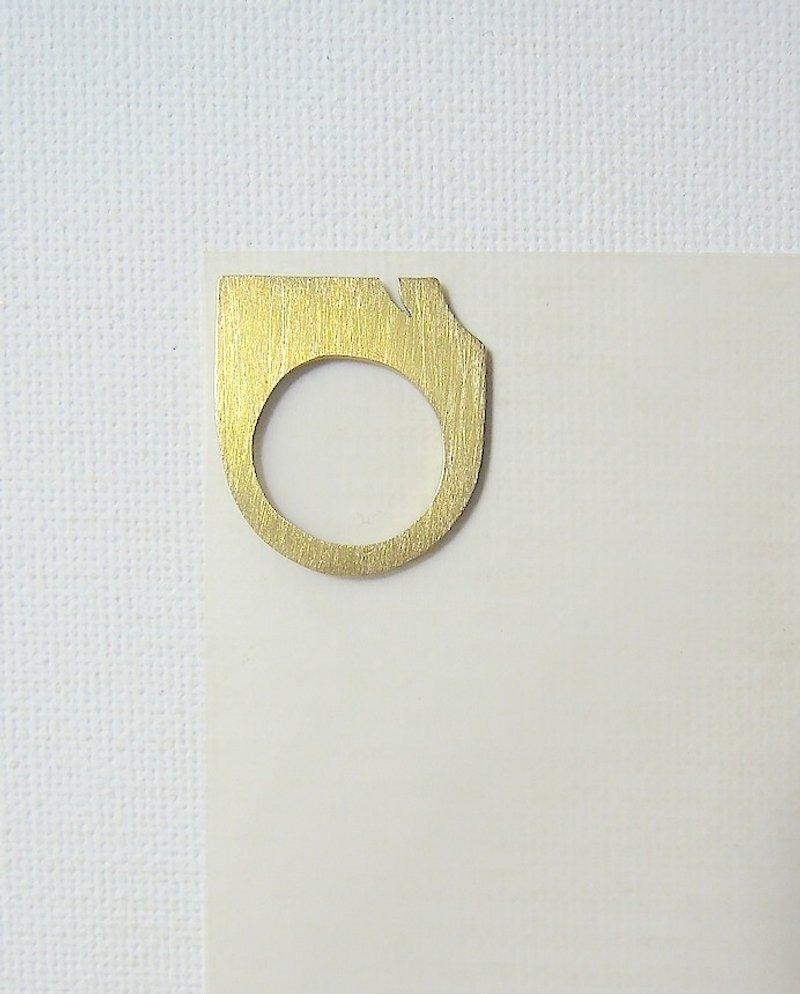 中性造型黄铜戒 - 戒指 - 其他金属 金色