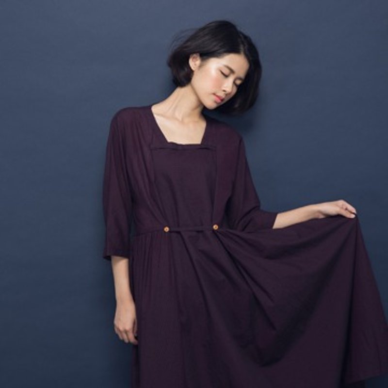 睡莲池畔古典素色长洋装-紫 - 洋装/连衣裙 - 其他材质 紫色