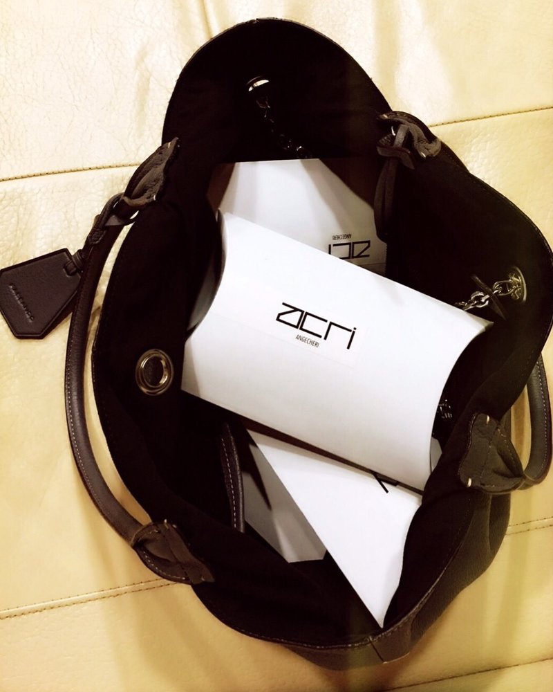 ANGECHERI 完美亮白覆盆子面膜 - 精华液/安瓶 - 植物．花 白色