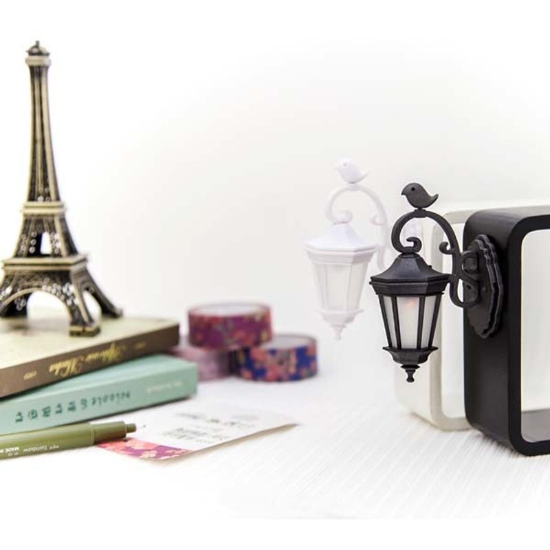 温暖壁灯磁铁夹~照亮心情组合 (时尚黑&清新白) - 灯具/灯饰 - 塑料 多色