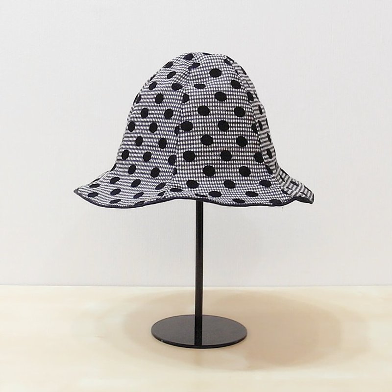 【CrazyBaby】格子x圆点 / 双面渔夫帽 - 帽子 - 其他材质 