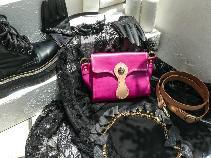 不撞包桃红色植鞣革全真皮纯手工休闲风小包 - 侧背包/斜挎包 - 真皮 粉红色