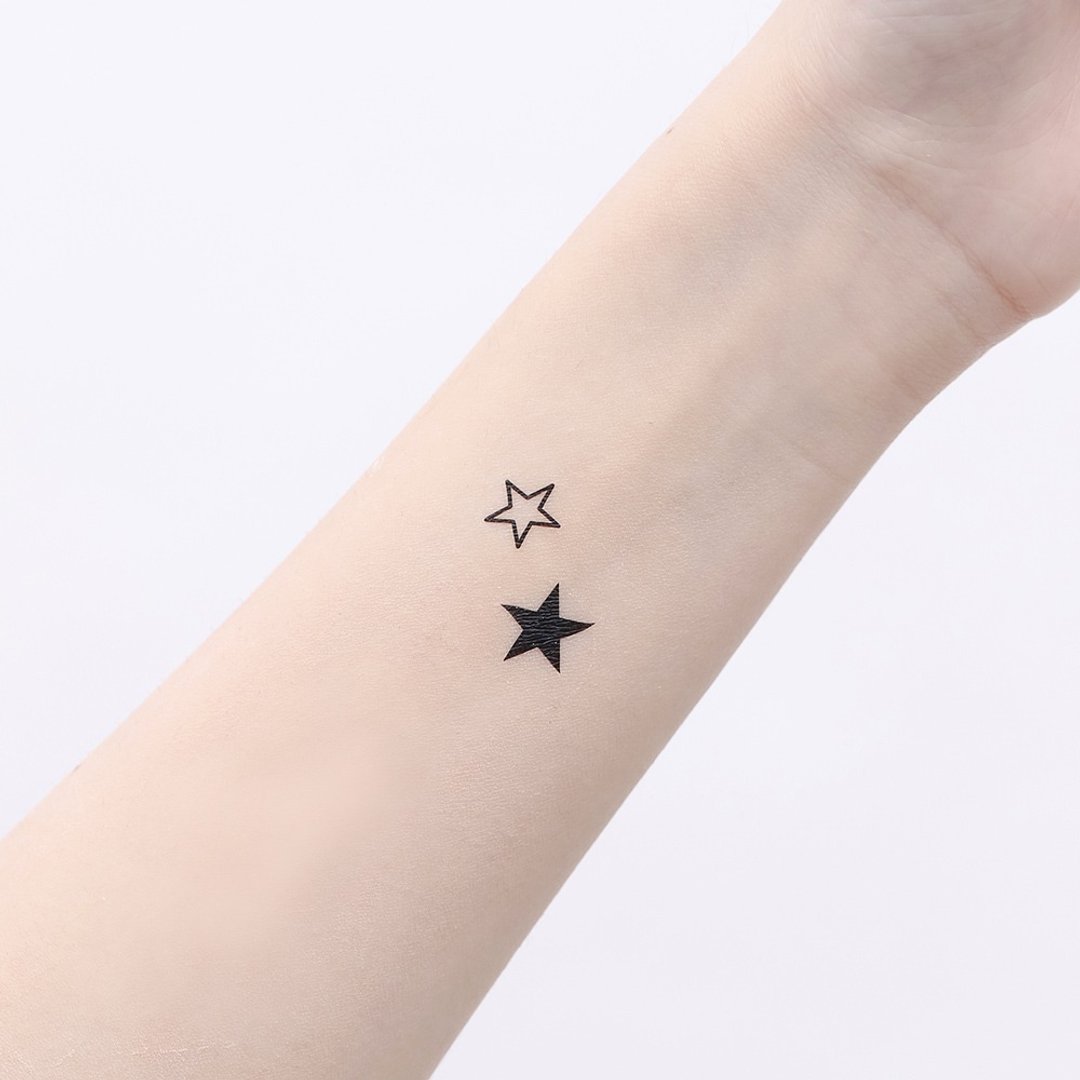 Surprise Tattoos / Starshine 星光闪闪 刺青 纹身贴纸 - 纹身贴 - 纸 多色