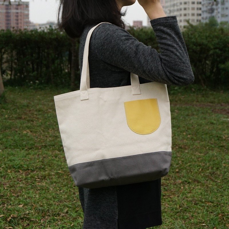 皮革小口袋极厚料帆布包(横式)-底部灰色 - 侧背包/斜挎包 - 其他材质 灰色