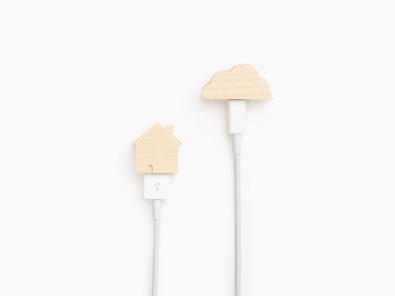 iphone / ipad mini 童话枫木USB防尘盖（房子与云） - 手机壳/手机套 - 竹 金色