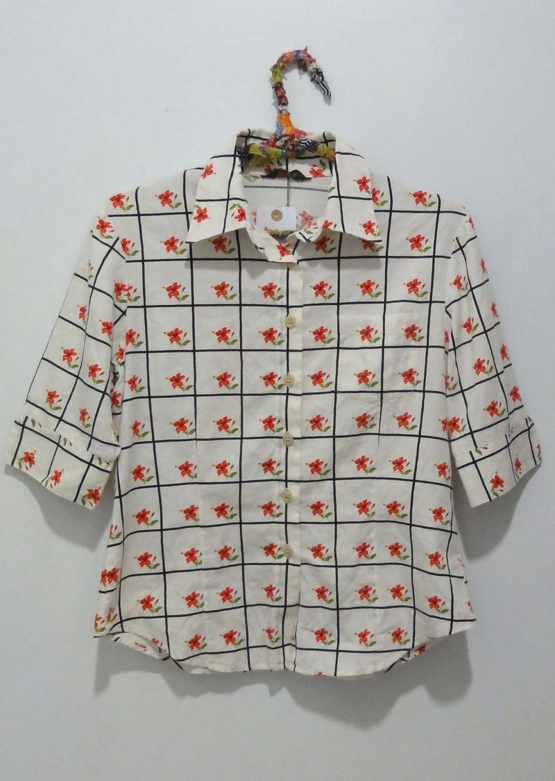 日本古着 特殊布纹日本风花衬衫 腰身设计 - 女装衬衫 - 其他材质 多色