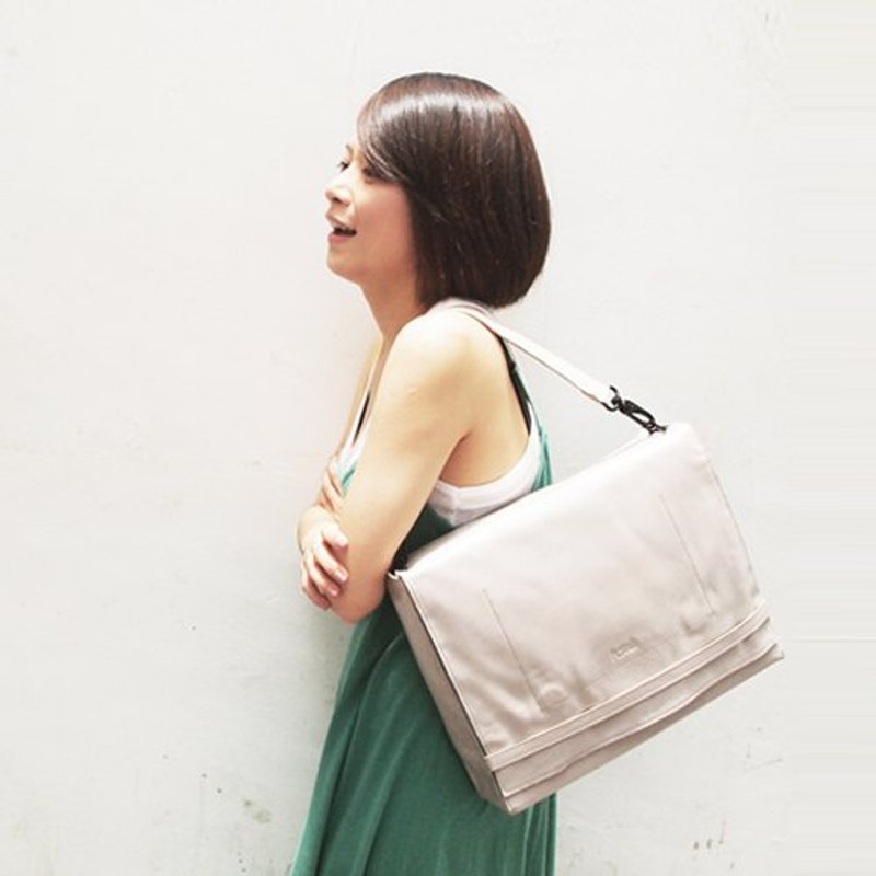 Passion 书包米白色 斜背/肩背/手提 - 侧背包/斜挎包 - 真皮 白色