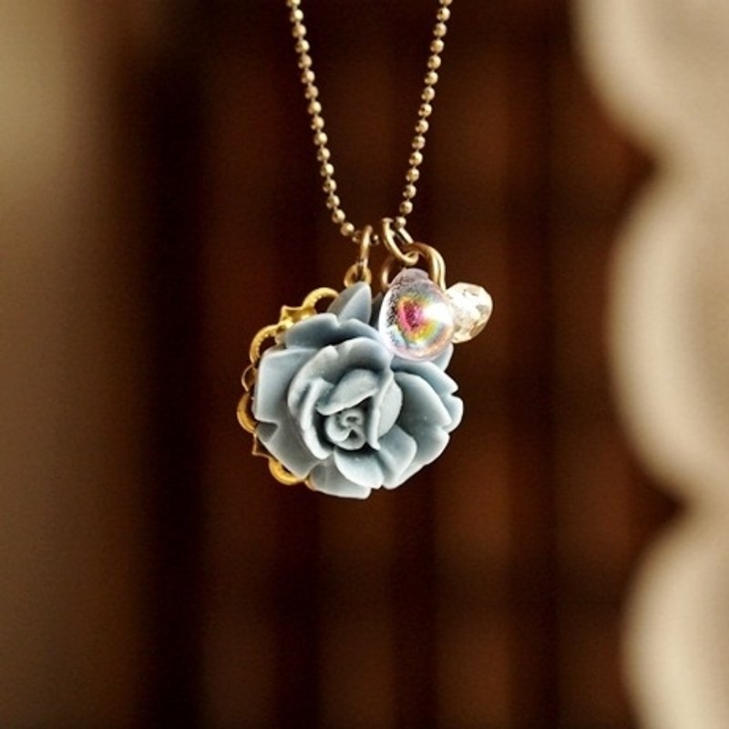 ♥礼物♥ OldNew Lady-古董花项链【灰蓝色】玫瑰 - 项链 - 塑料 蓝色