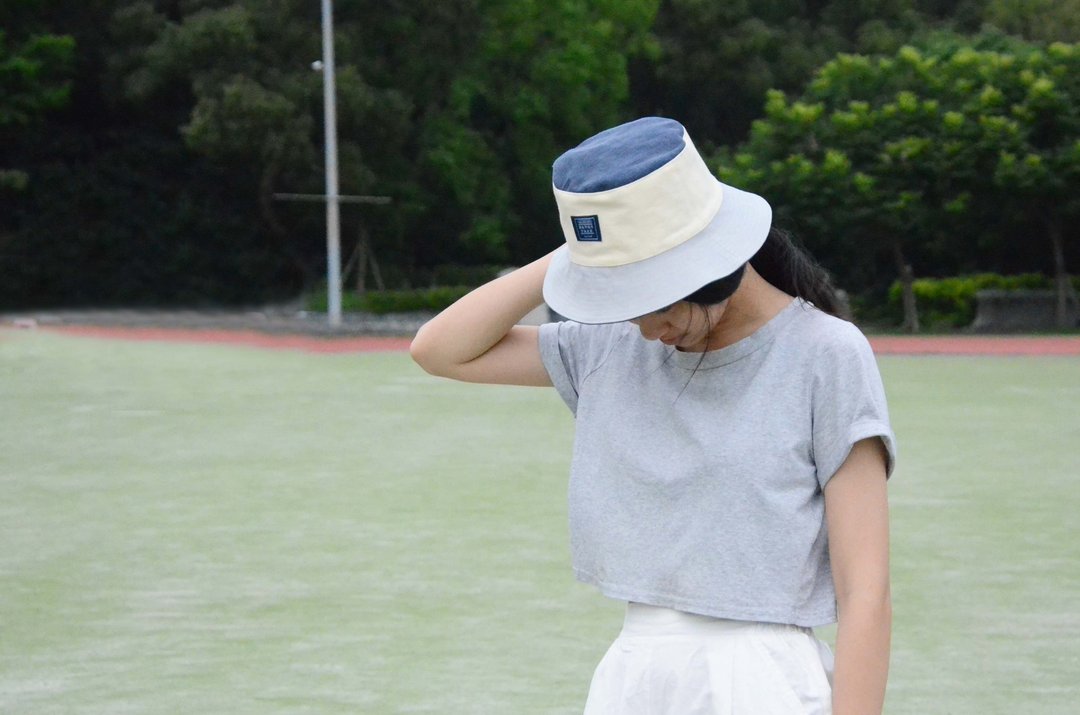 ::浏海树:: 夏季粉嫩渔夫帽＿深蓝米白灰 - 帽子 - 其他材质 灰色