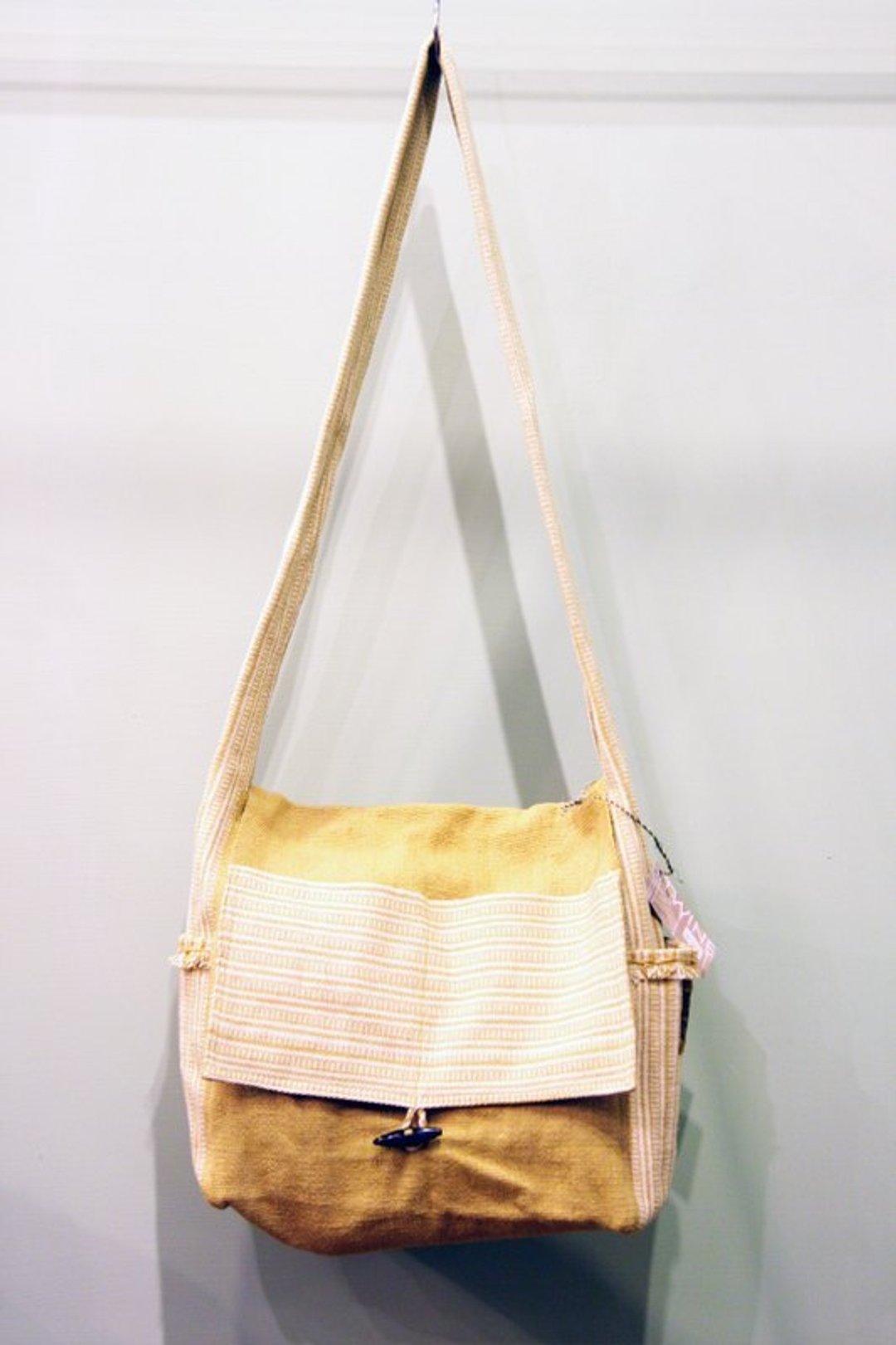 手织侧背包 man bag - 侧背包/斜挎包 - 其他材质 