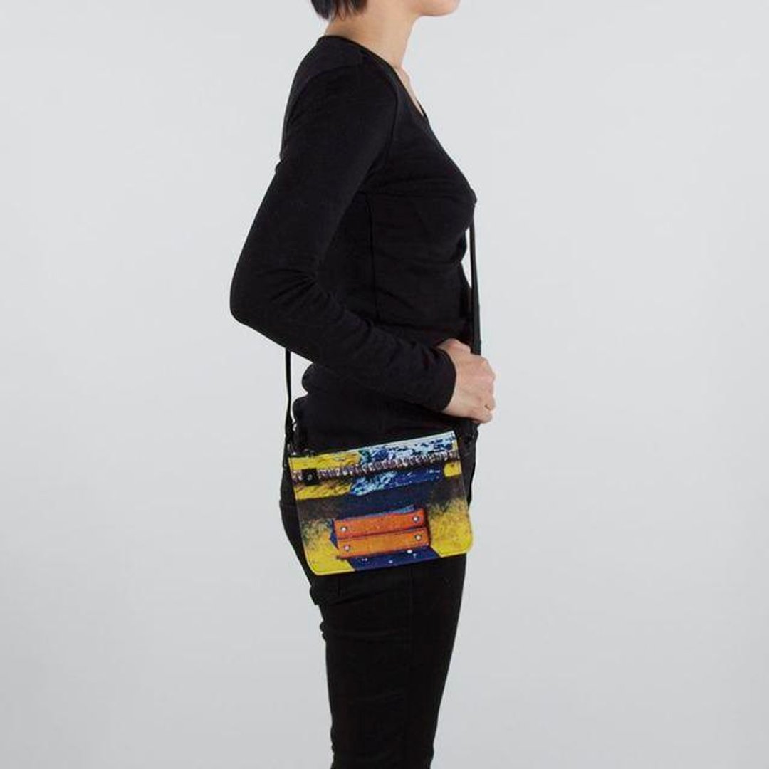 【lightweight! 95 g】 Direction Reflected Light Shoulder Bag Mini - 手提包/手提袋 - 其他材质 
