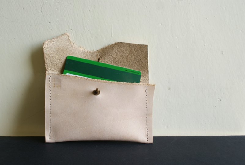 白色有涂蜡笔卡片夹/零钱袋 - 零钱包 - 真皮 卡其色