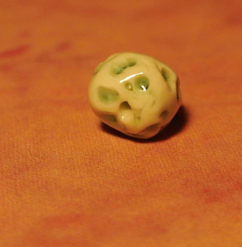 【 水陨石 】单边耳环 耳环 白瓷 限量一只 手工 礼物 - 耳环/耳夹 - 其他材质 多色