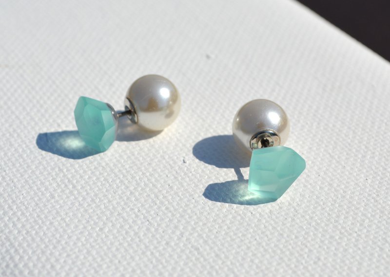 玻璃素材 2 way 耳环 fragment 薄荷色 - 耳环/耳夹 - 玻璃 绿色