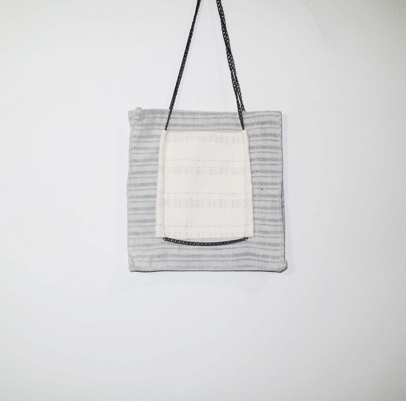 Wahr_透线链条肩背包 - 侧背包/斜挎包 - 其他材质 