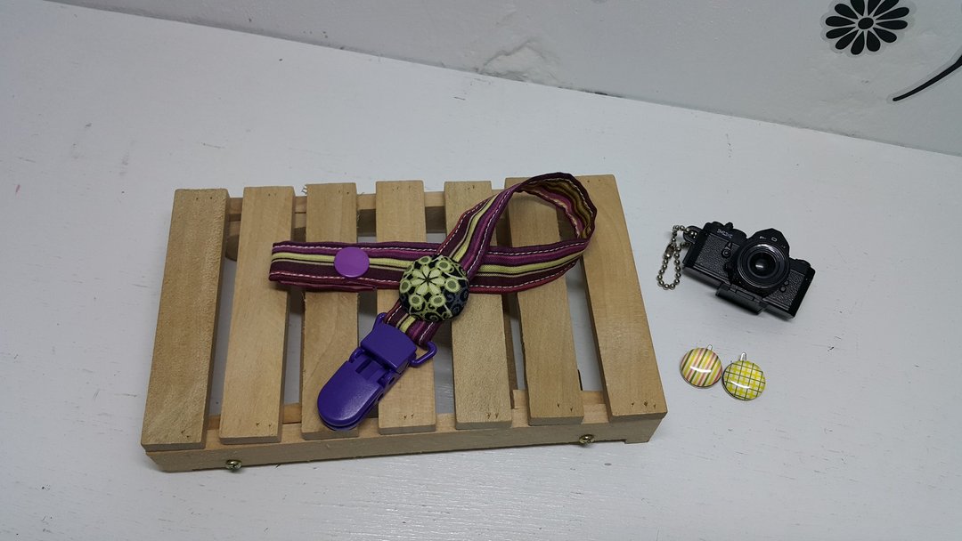 深紫梦幻奶嘴夹 万用夹 多功能夹 玩具夹（现货） - 围嘴/口水巾 - 其他材质 紫色