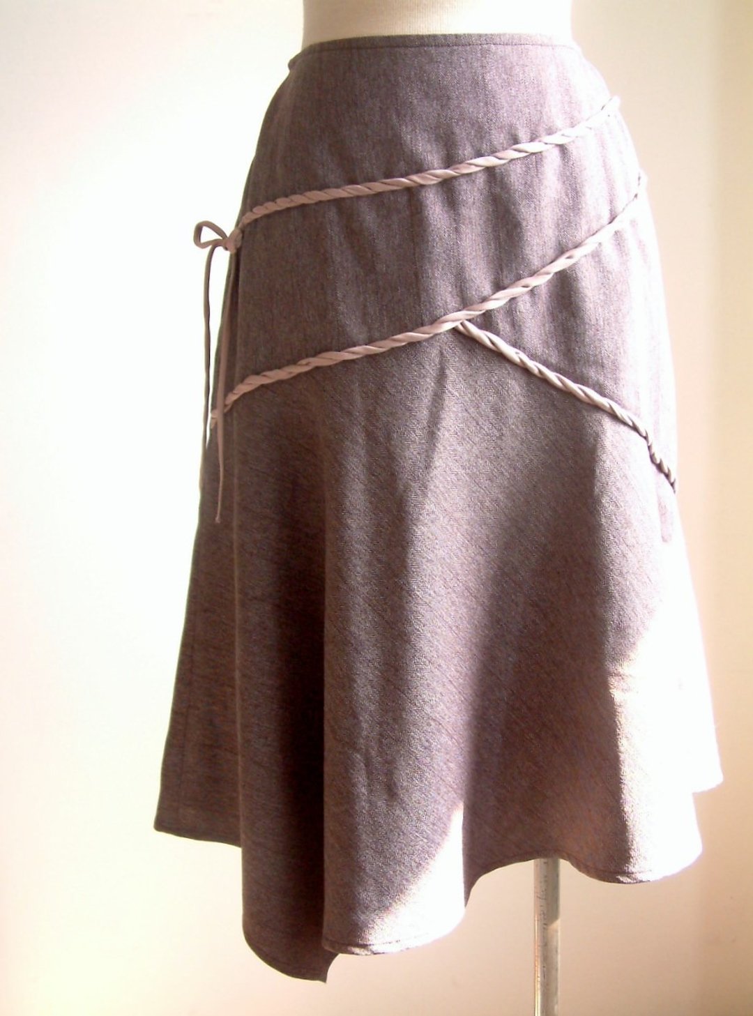 蝴蝶结缎带不规则及膝裙 - 裙子 - 其他材质 紫色