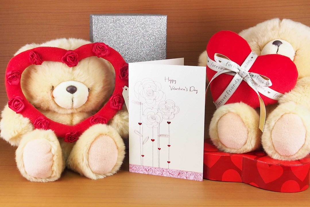 你最特别 值得拥有爱 ｜US 情人卡片 爱 心动 love｜ - 卡片/明信片 - 纸 白色