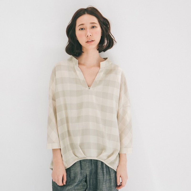 许许儿♪V领格纹率性衬衫_绿 - 女装衬衫 - 其他材质 绿色