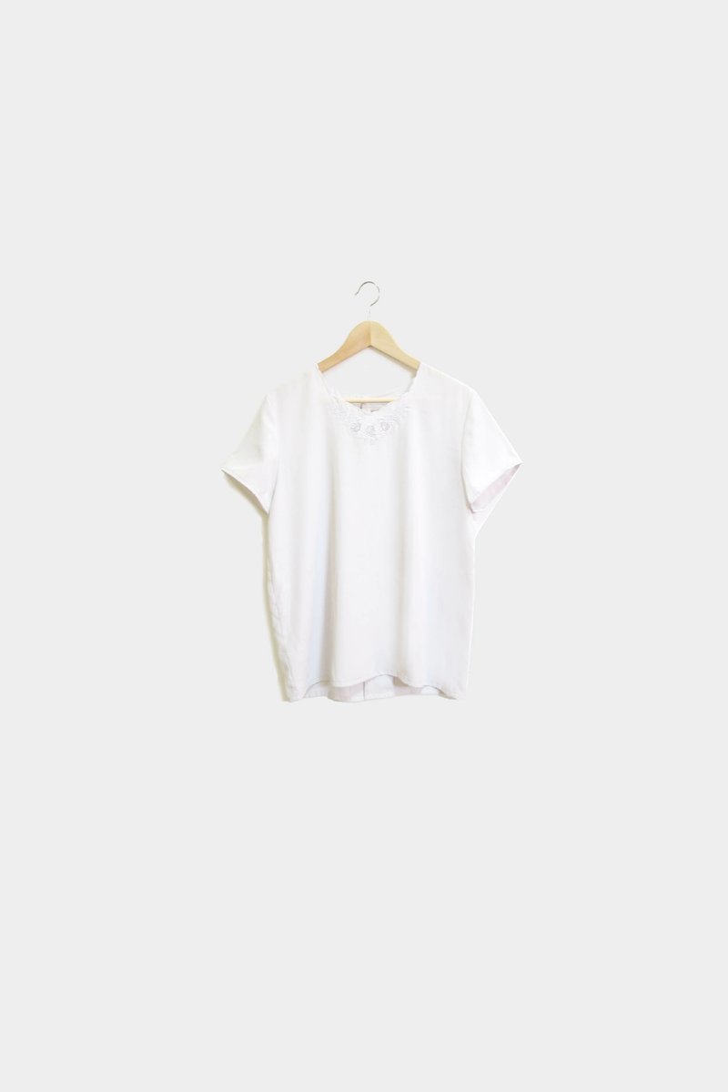 【Wahr】华宣上衣 - 女装上衣 - 其他材质 白色