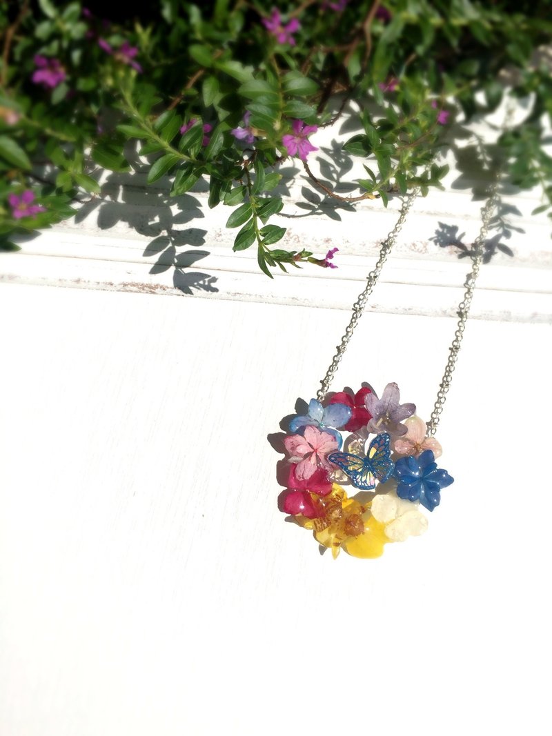 *Haku·Neko* 蝶恋花彩色花环真花手绘蝴蝶颈链 - 项链 - 植物．花 