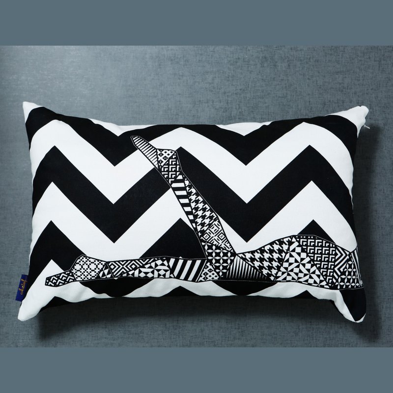 【难忘的几何】手工绢印 腰枕 / 抱枕套 - 枕头/抱枕 - 其他材质 黑色