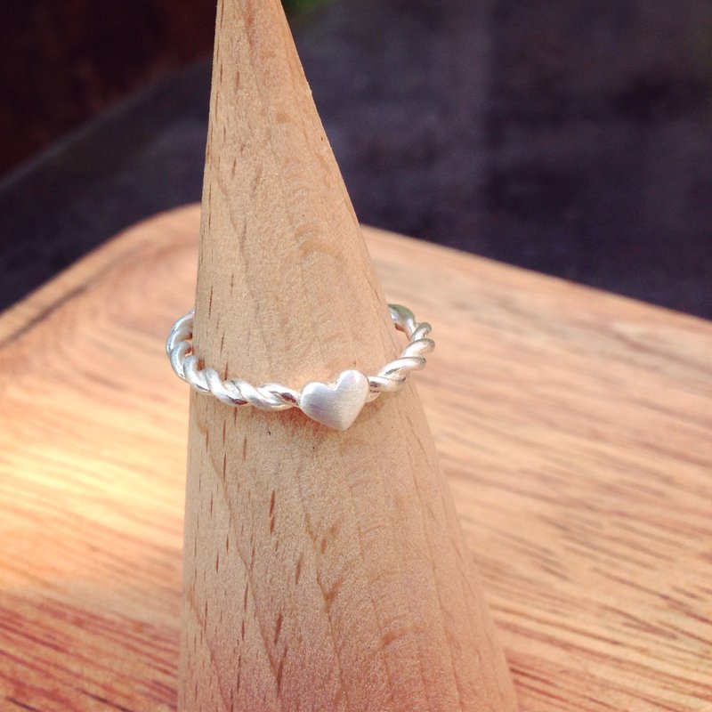 麻花爱心纯银戒指 - 戒指 - 纯银 灰色