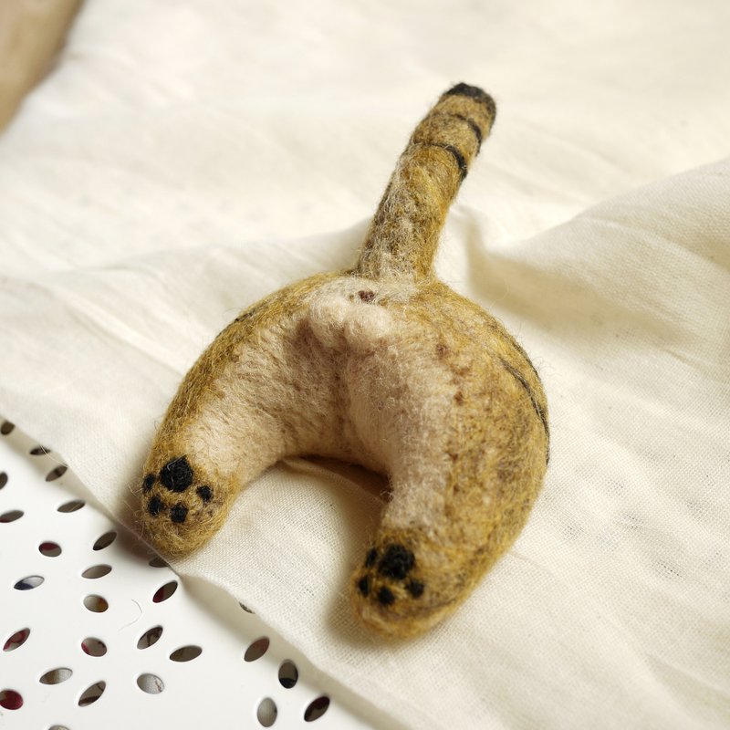 羊毛毡猫咪屁屁（虎斑）-大款 - 冰箱贴/磁贴 - 羊毛 