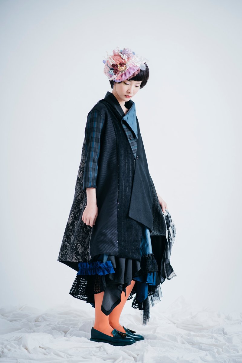 moi non plus 深海珊瑚解构大衣 - 可双面穿着 - 女装休闲/机能外套 - 其他材质 多色