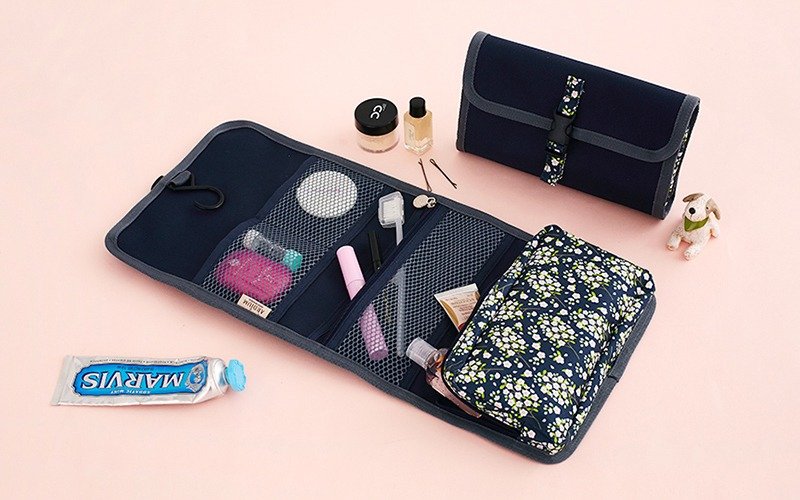 ARDIUM 花漾旅行盥洗包 - 深蓝樱花 - 化妆包/杂物包 - 其他材质 蓝色