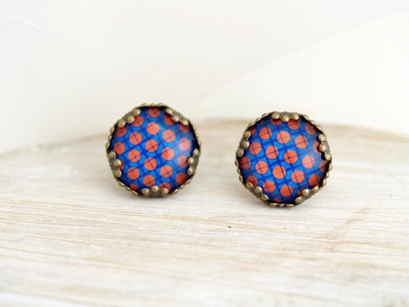 ♥订做小礼物♥ OldNew Lady-古铜色花边耳环-普普格纹点【蓝底红点】 - 耳环/耳夹 - 玻璃 蓝色