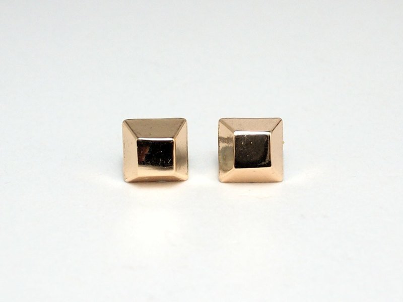 Circle dot 金色巧克 不锈钢耳针 耳夹 耳环 149 - 耳环/耳夹 - 其他金属 金色