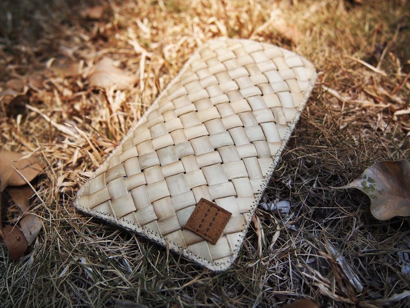 Paralife 量身订制 椰子叶手作手机套 可另加刺绣个性化名字 iPhone 6 plus Galaxy S6 6 edge Sony Z4 - 手机壳/手机套 - 植物．花 多色