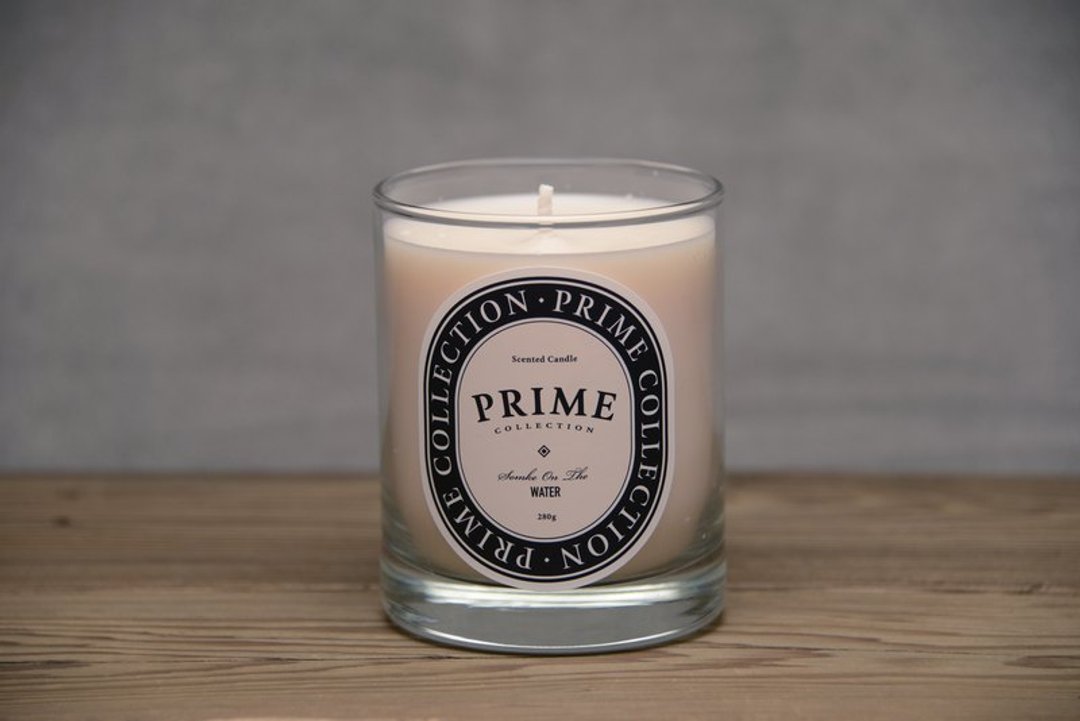 Prime Collection 精油蜡烛 – Smoke on the water  海洋香芬 - 蜡烛/烛台 - 蜡 白色