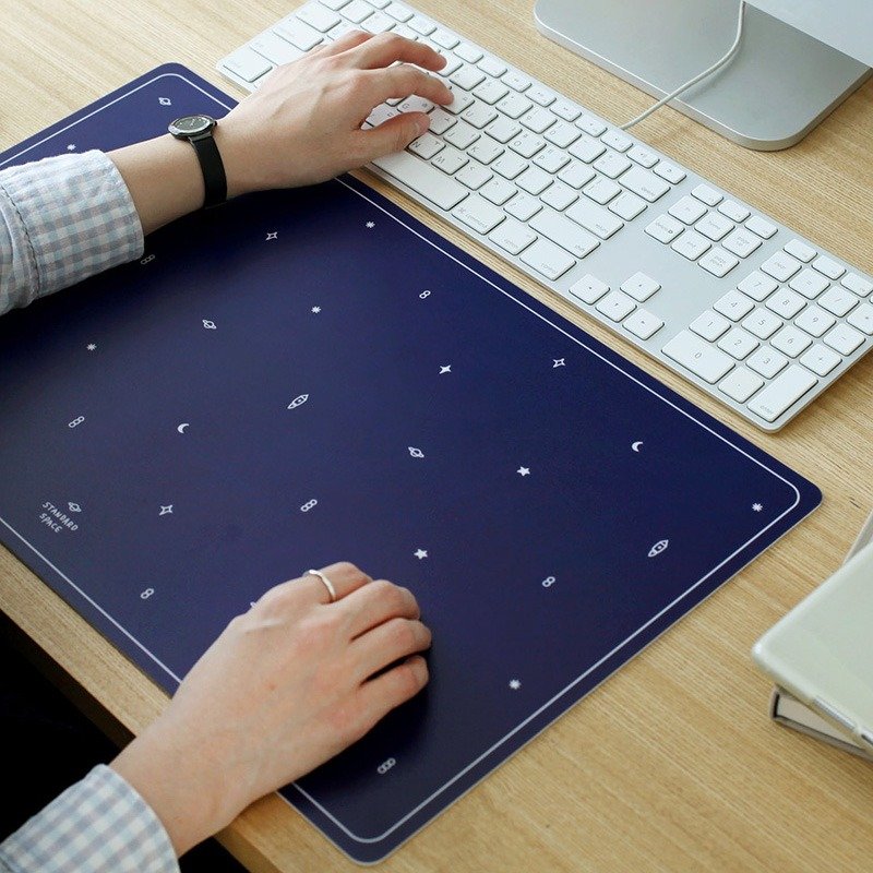 Dessin x 2NUL-小时光办公桌垫-小宇宙(限宅配),TNL83805 - 其他 - 塑料 蓝色