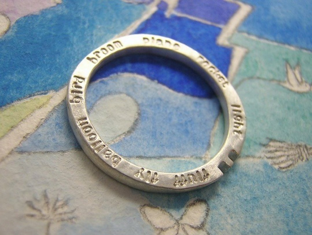 Flyer ( mille-feuille ) ( engraved stamped message sterling silver jewelry ring 飞行 飛翔 空 刻印 雕刻 銀 戒指 指环 ) - 戒指 - 其他金属 