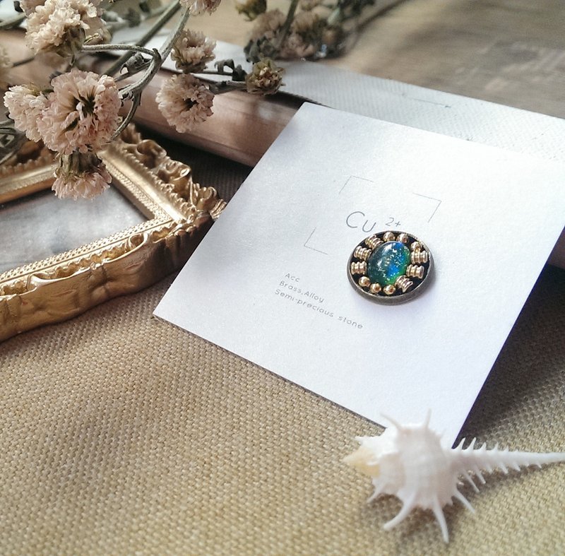 独家设计 手工珠宝盒大耳环(单) / 复刻系 美国进口蓝绿玻璃宝石欧泊 - 耳环/耳夹 - 其他金属 绿色