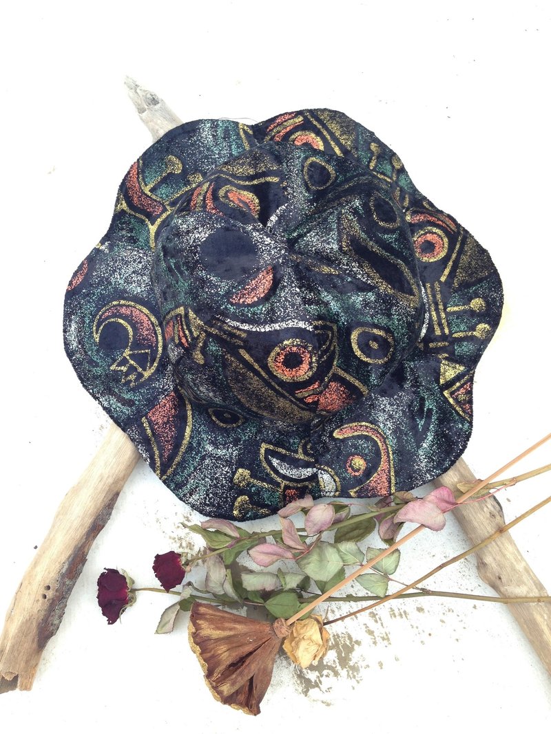 【Qucky】绝世美帽／硬挺伞状花朵帽 - 帽子 - 其他材质 黑色