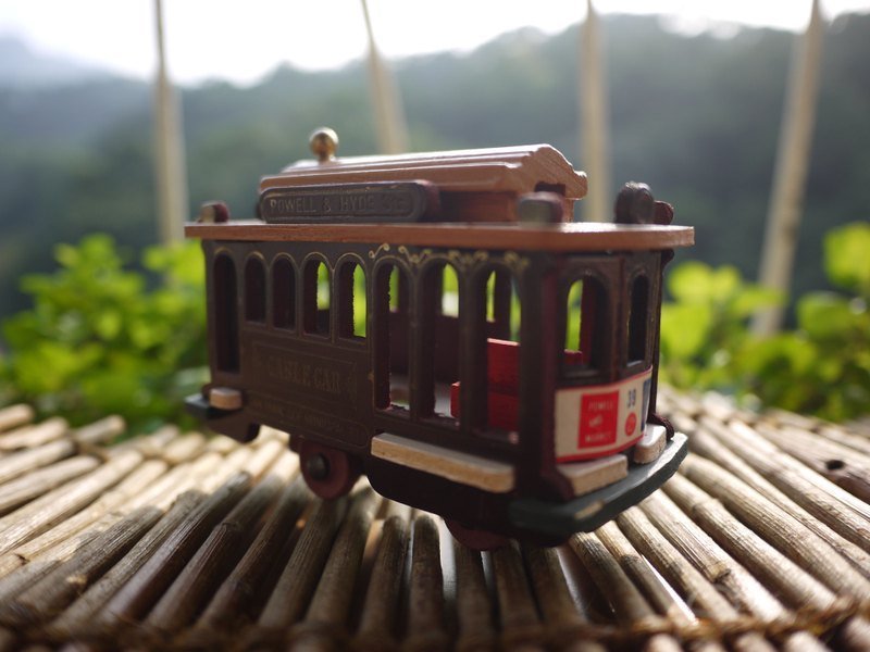 Modern_Times［Ｖintage、复古老件、旧物 专卖］POWELL & HYDE Sts 木造玩具小车车 - 摆饰 - 木头 咖啡色