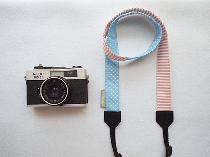 hairmo。条纹点点拼接双背相机带皮片组-粉蓝 - 证件套/卡套 - 其他材质 粉红色