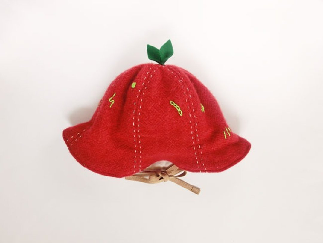 Grow Up! Wool Leaf Hat / Leaves & Nutrients (Red) - 围嘴/口水巾 - 其他材质 红色