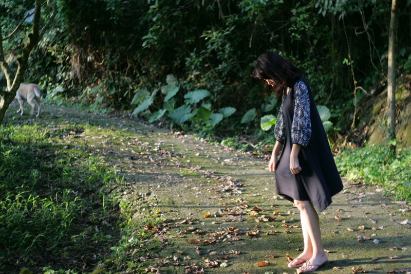 黑色洋装 - 洋装/连衣裙 - 棉．麻 黑色