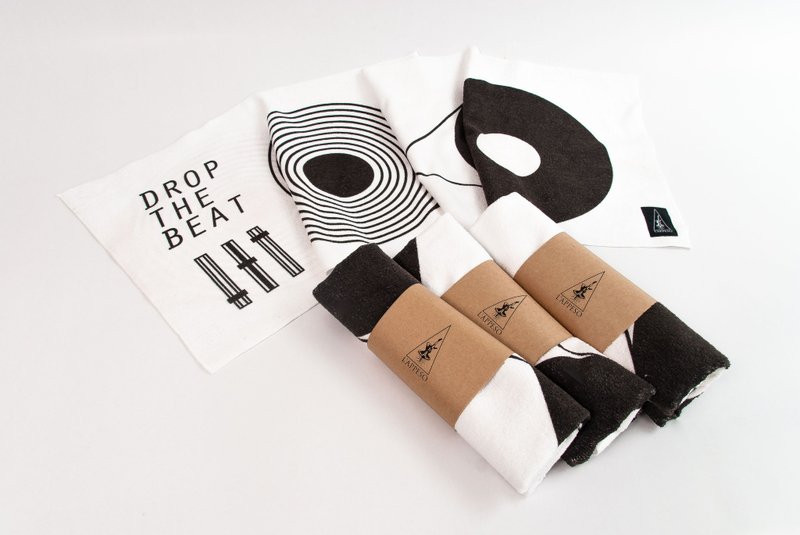 Drop the Beat 老师音乐请下 运动长巾/毛巾 - 运动配件 - 其他人造纤维 白色